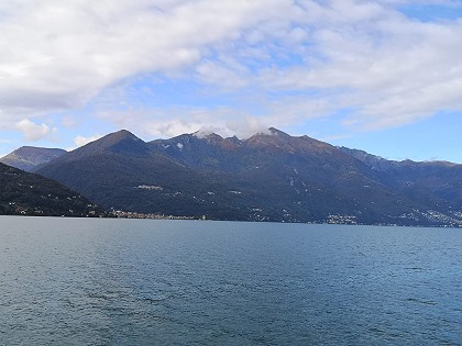 Blick auf Cannobio am Lago Maggiore - Urlaub in einer Ferienwohnung mit Hund