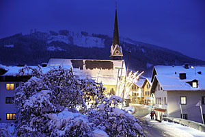 Blick auf den Ort Bruck im Winter