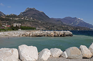 Strand bei Maderno Toscolano