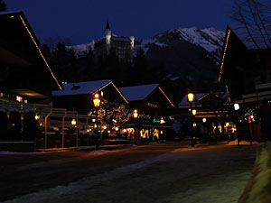 Gstaader Promenade bei Nacht