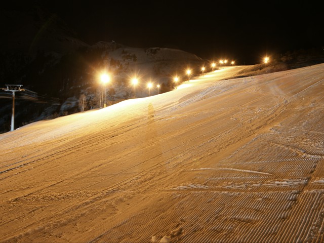 Flutlichfahren im Skigebiet Galtür