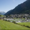 Blick im Sommer auf den Ort Ischgl