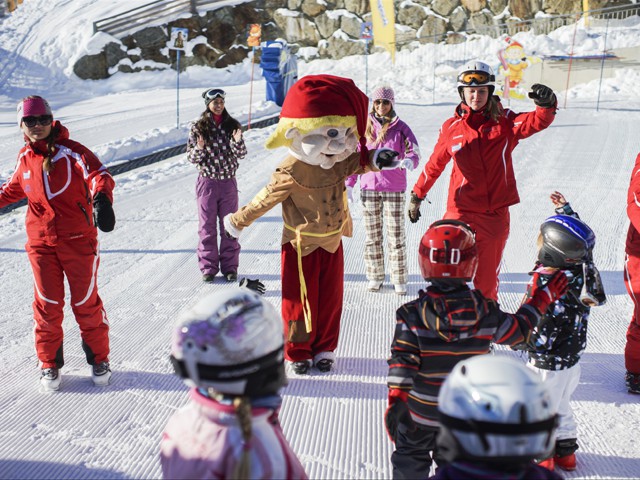 Kinderskikurs im Skigebiet Kappl, Paznauntal