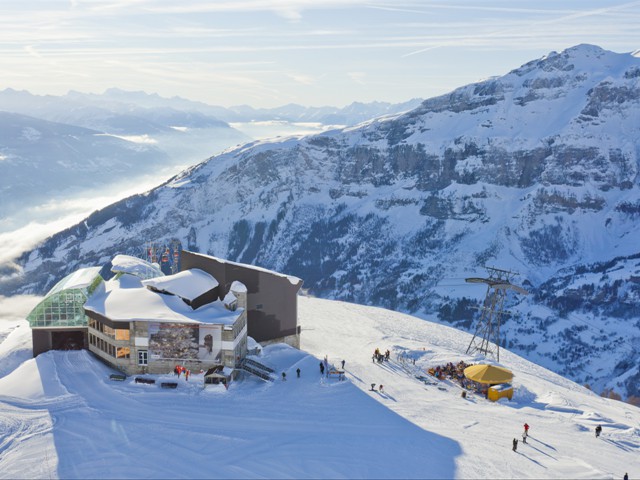 Von der Piste direkt in das Restaurant Rinderhütte auf Torren