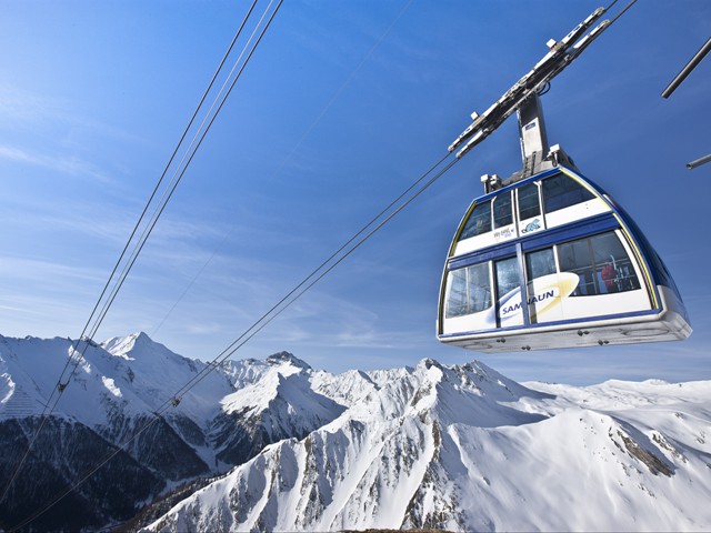 Die Doppelstockbahn im Skigebiet Samnaun