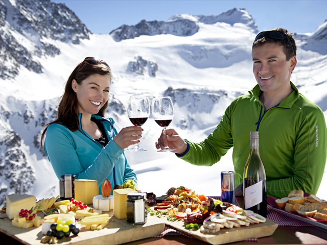 Paar auf dem Gaislachkogl, Sölden