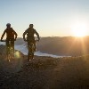 ENGADIN St. Moritz: Mountainbiker auf dem Piz Nair beim Sunrise Event