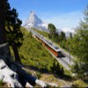 Die Gornergrat Bahn und im Hintergrund das Matterhorn