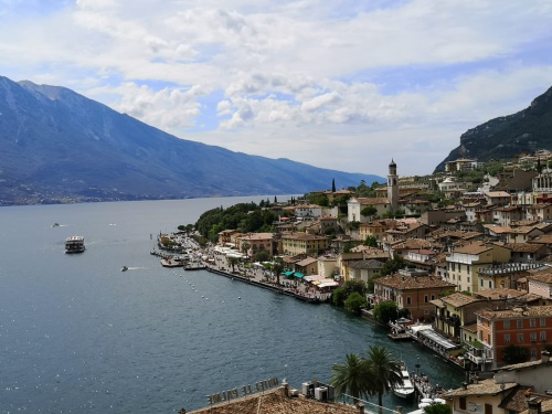 Urlaub in einer Ferienwohnung am Gardasee - Blick auf Limone