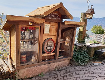 Getränkebrunnen am Köningerhof, Mühlenweg, Ottenhöfen