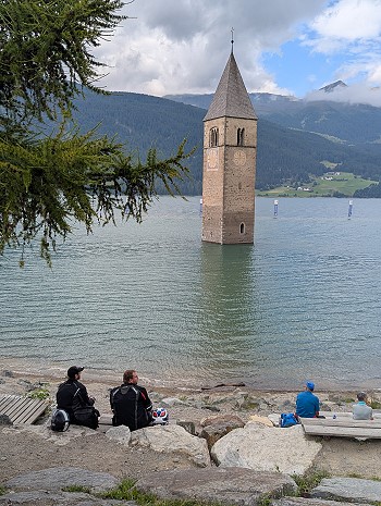 Kirchturm im Reschensee