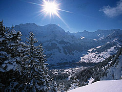 verschneite Winterlandschaft in Adelboden