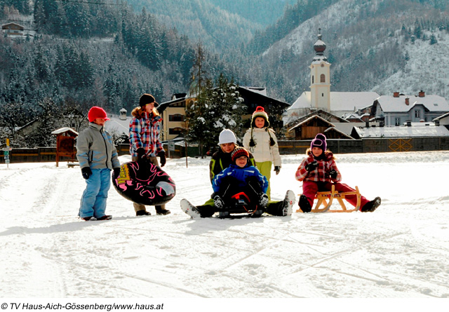 spielende Kinder in Aich