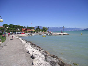 Strand in Sirmione, Gardasee