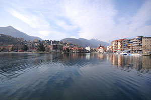 Blick auf den Ortasee