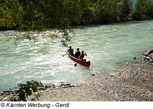 Kanufahren im Drautal, Kärnten