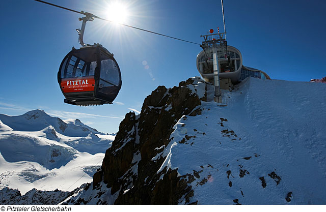 Blick auf eine Gondel der Pitztaler Gletscherbahn