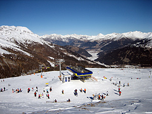 Blick auf das Skigebiet Schöneben, Reschenpass