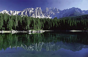 Der Karersee in Südtirol