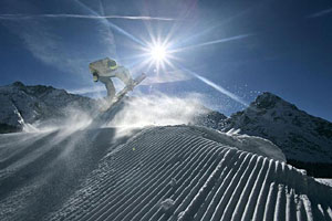 Snowboarden in der Tiroler Zugspitz Arena